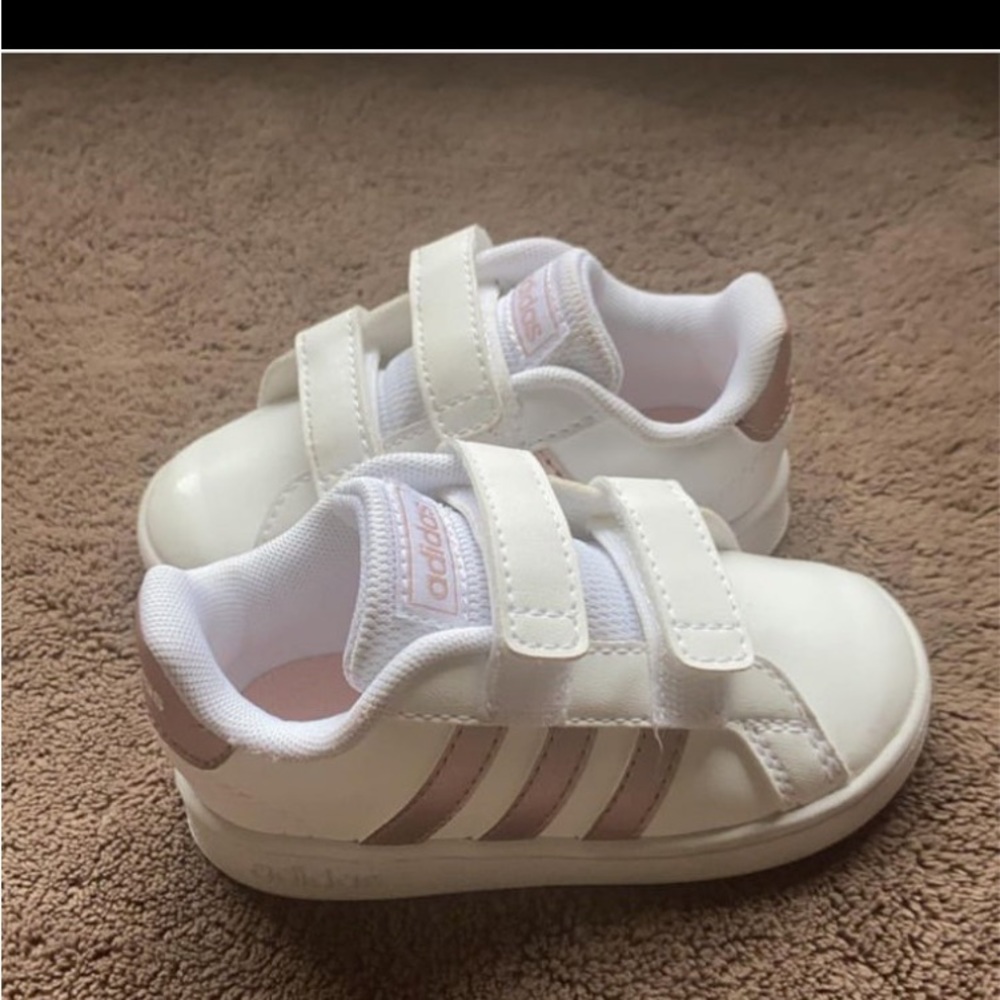 Girl Adidas